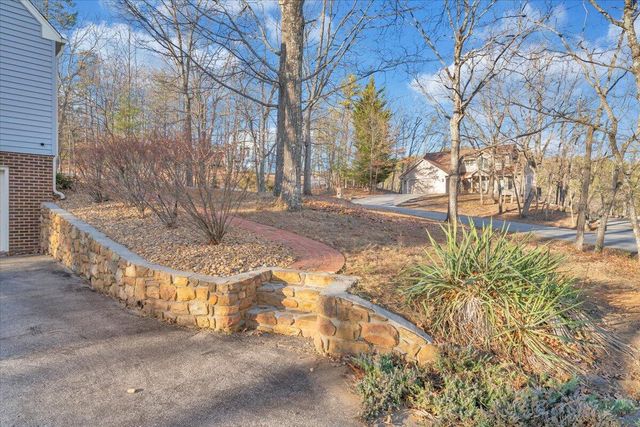 1766 Laurel Mountain DR, Salem, VA 24153