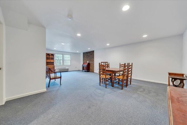 1766 Laurel Mountain DR, Salem, VA 24153