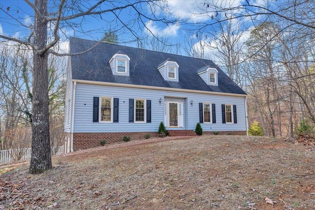 1766 Laurel Mountain DR, Salem, VA 24153