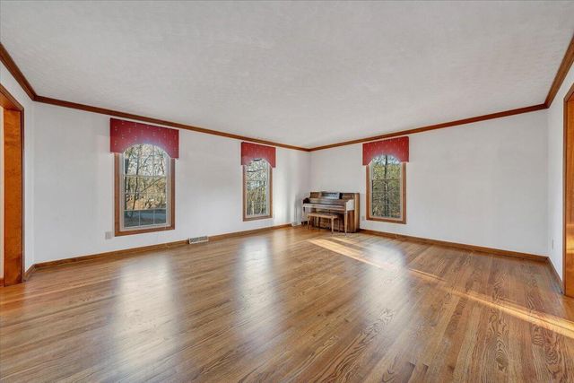 1766 Laurel Mountain DR, Salem, VA 24153