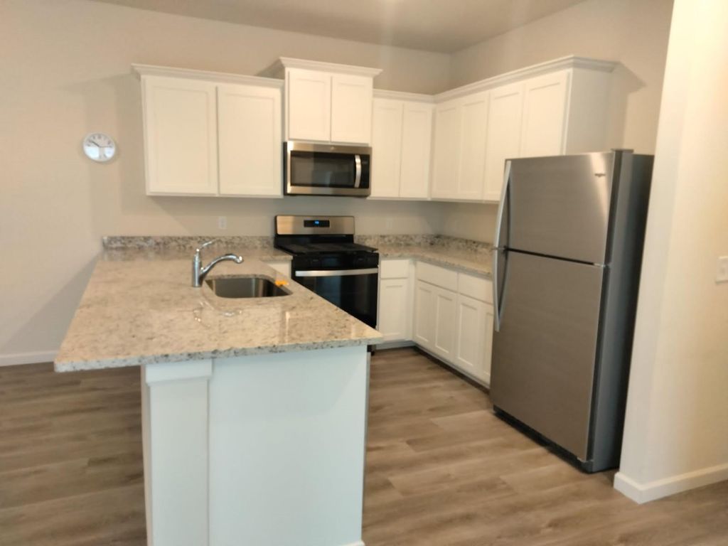 39872 Fallbrook Avenue, North Branch, MN 55056 — photo 4