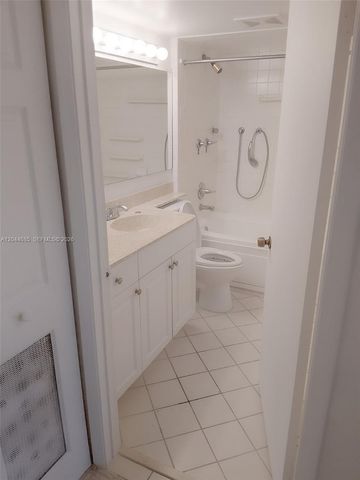 2621 Village Boulevard 102, West Palm Beach, FL 33409