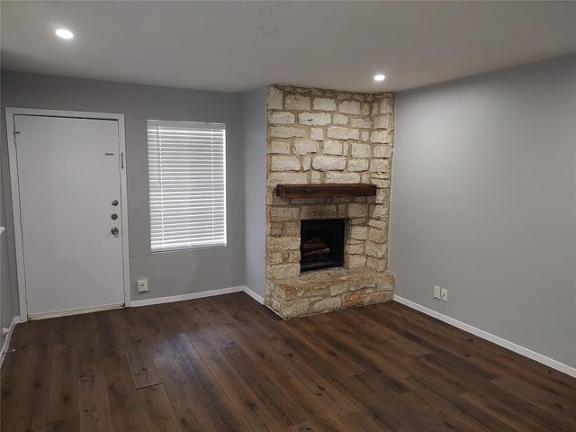2200 Leah CV B, Austin, TX 78748