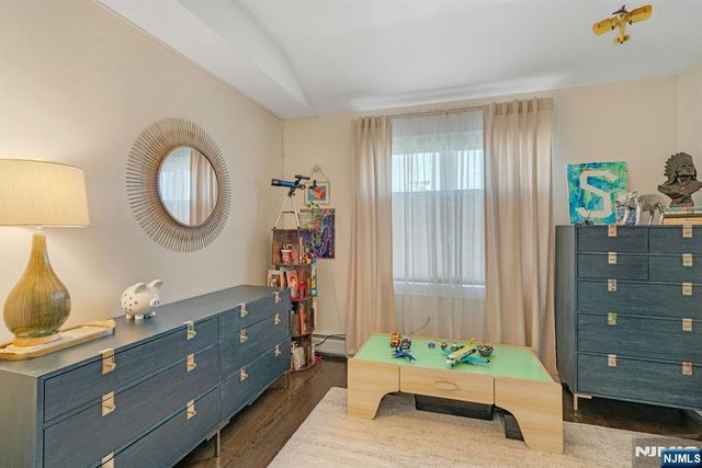 387 Lincoln Avenue B, Cliffside Park, NJ 07010