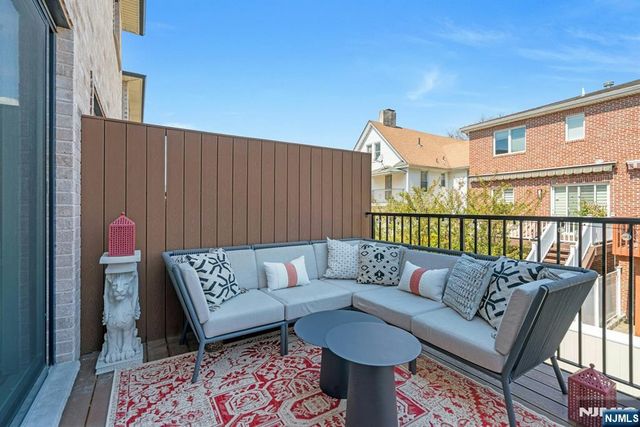 387 Lincoln Avenue B, Cliffside Park, NJ 07010
