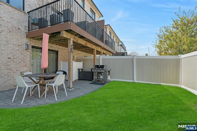 387 Lincoln Avenue B, Cliffside Park, NJ 07010