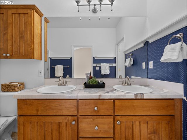 16451 Se ORCHARD VIEW Ln, Damascus, OR 97089