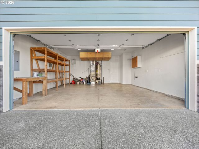 16451 Se ORCHARD VIEW Ln, Damascus, OR 97089