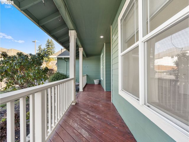 16451 Se ORCHARD VIEW Ln, Damascus, OR 97089