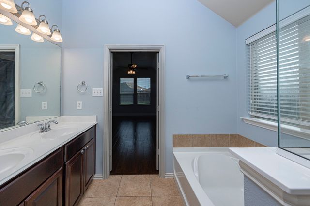 2111 Rains County Road, Forney, TX 75126