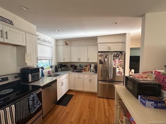 21 Ruby Lane, Huntington Station, NY 11746