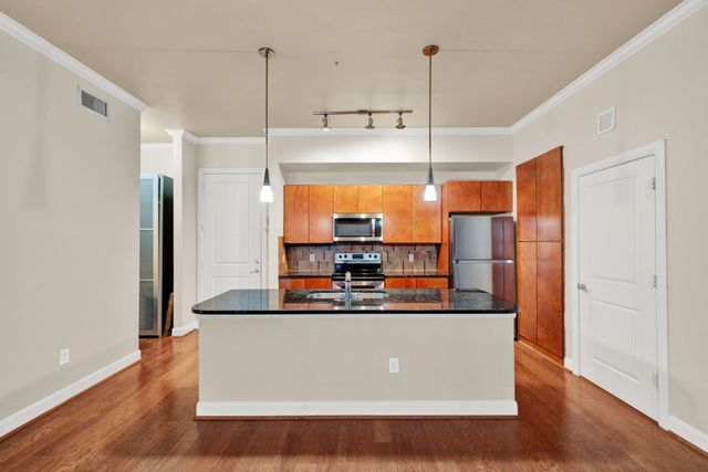 300 St Joseph Parkway 307, Houston, TX 77002