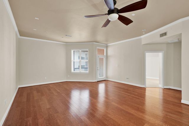 300 St Joseph Parkway 307, Houston, TX 77002