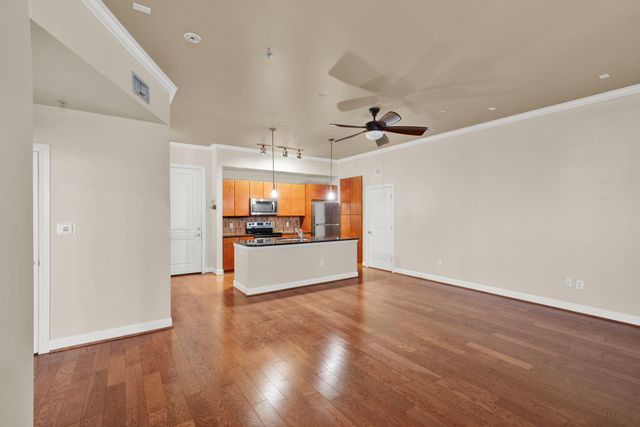 300 St Joseph Parkway 307, Houston, TX 77002