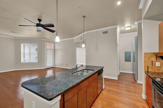 300 St Joseph Parkway 307, Houston, TX 77002