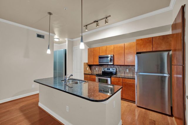 300 St Joseph Parkway 307, Houston, TX 77002