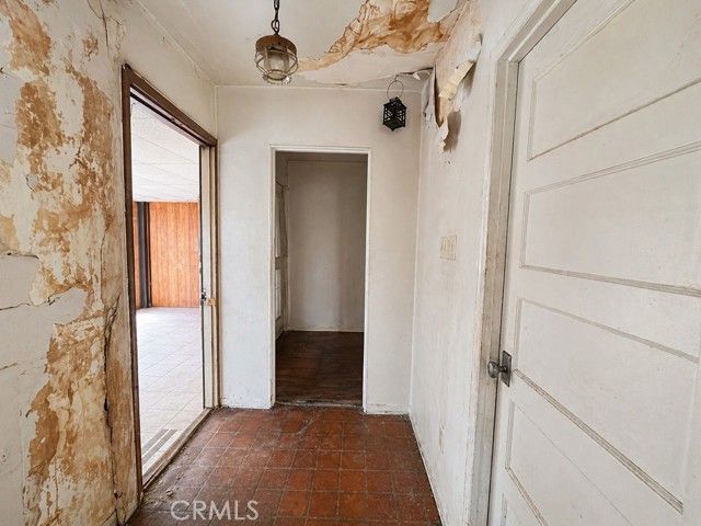 211 S Bel Aire Drive, Burbank, CA 91501