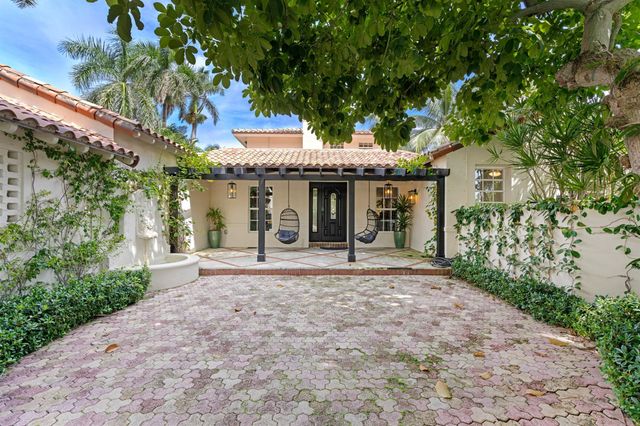 3304 N Flagler Drive, West Palm Beach, FL 33407