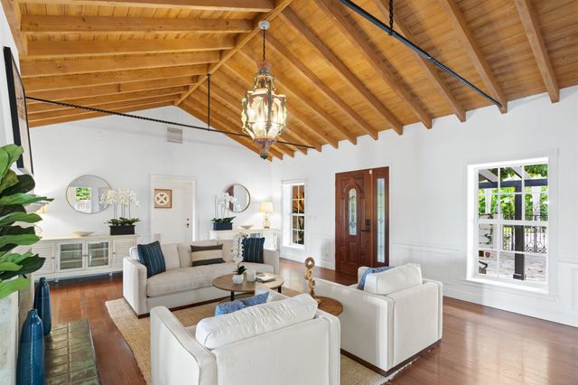 3304 N Flagler Drive, West Palm Beach, FL 33407