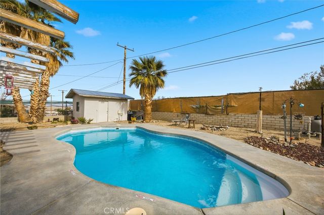 7725 Sahara, 29 Palms, CA 92277