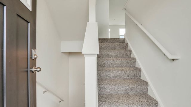 1374 Foxglove Drive, Bartlett, IL 60103