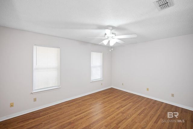 620 S Oak Street, Foley, AL 36535