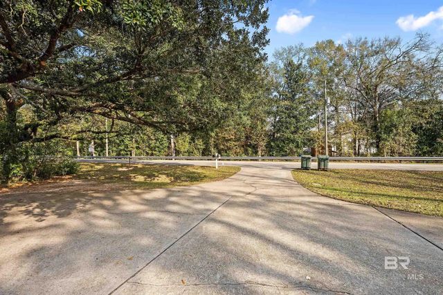620 S Oak Street, Foley, AL 36535