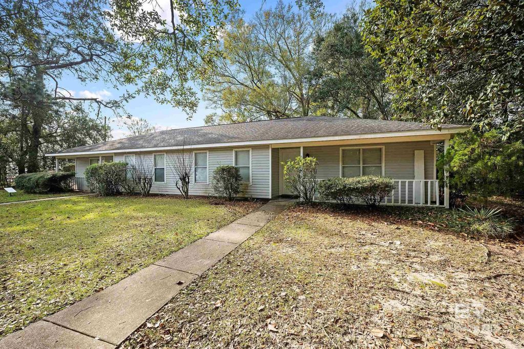 620 S Oak Street, Foley, AL 36535