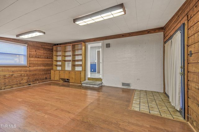 2133 Swannanoa Avenue, Kingsport, TN 37664