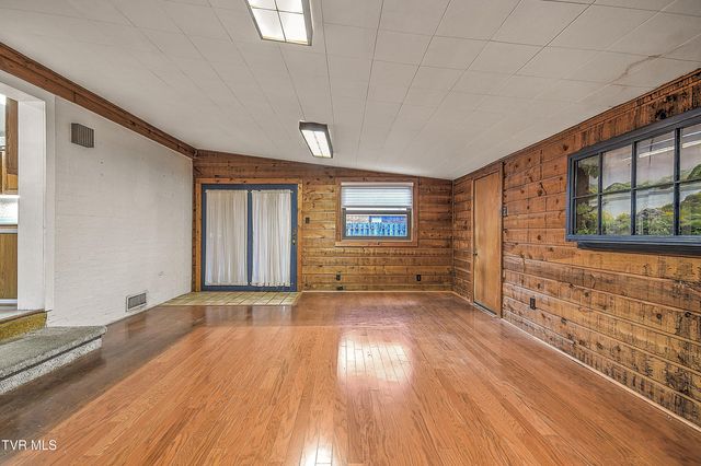 2133 Swannanoa Avenue, Kingsport, TN 37664