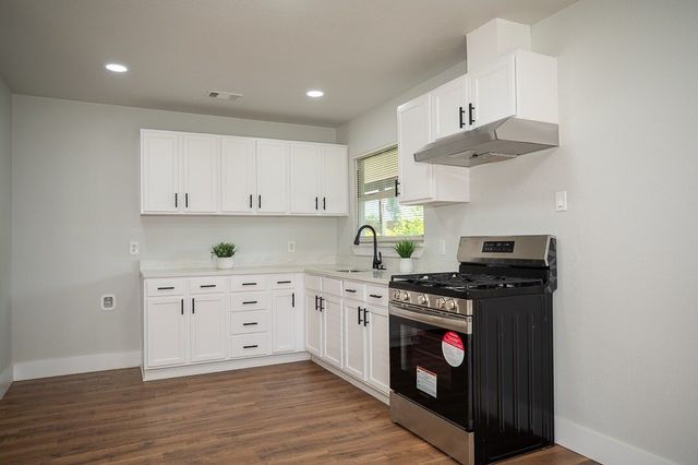 4006 June Drive, Dallas, TX 75211