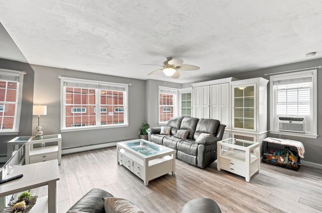 51 Randall Street, Worcester, MA 01606