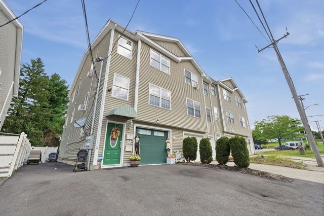 51 Randall Street, Worcester, MA 01606