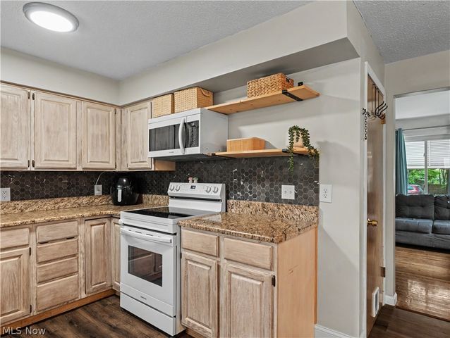3439 Margaret Avenue, Stow, OH 44224