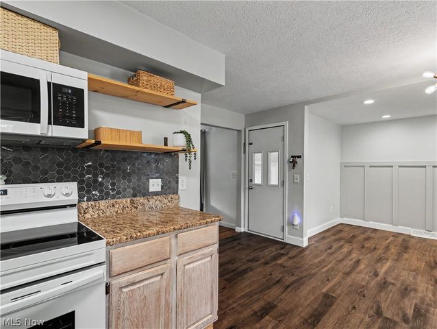 3439 Margaret Avenue, Stow, OH 44224
