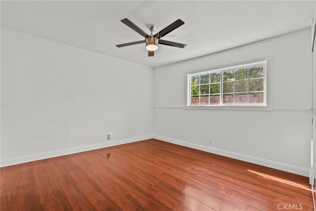 23036 Burbank, Woodland Hills, CA 91367