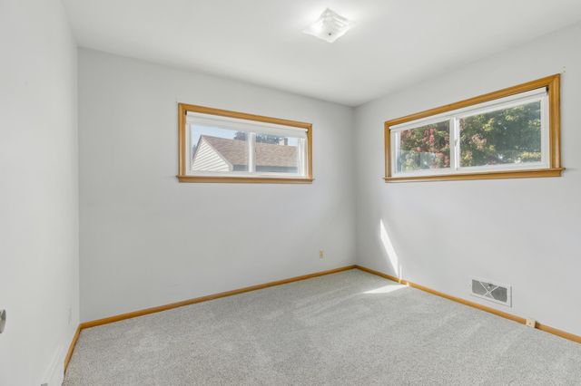 2047 Morgan Avenue, Saint Paul, MN 55116