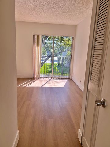 8540 N Sherman Circle 305, Miramar, FL 33025