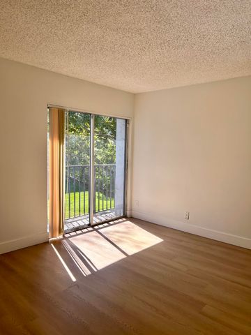 8540 N Sherman Circle 305, Miramar, FL 33025