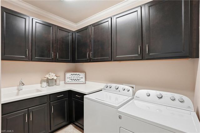 9436 Whooping Crane WAY, Naples, FL 34120