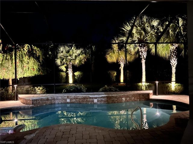9436 Whooping Crane WAY, Naples, FL 34120