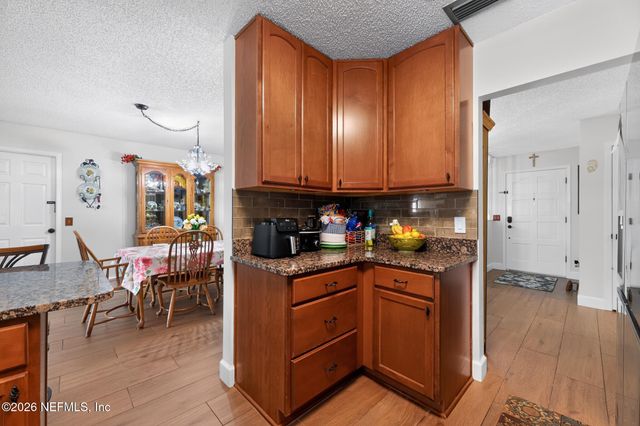 8435 BEAUTYBUSH Court, Jacksonville, FL 32244