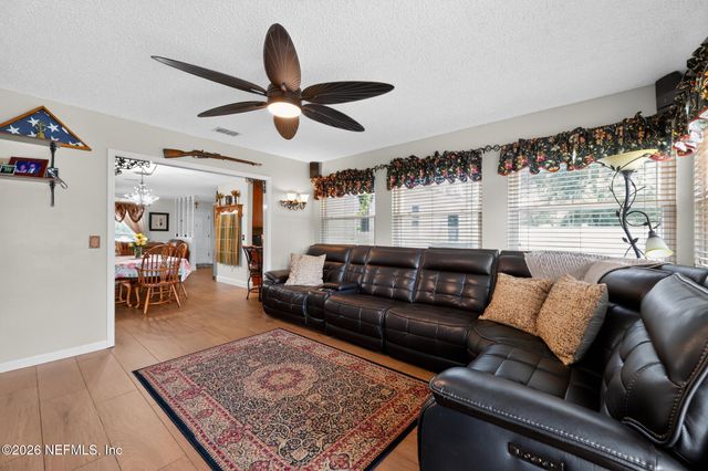 8435 BEAUTYBUSH Court, Jacksonville, FL 32244