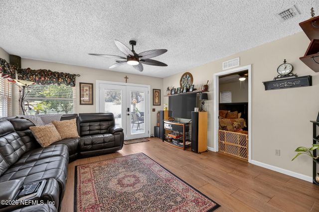 8435 BEAUTYBUSH Court, Jacksonville, FL 32244