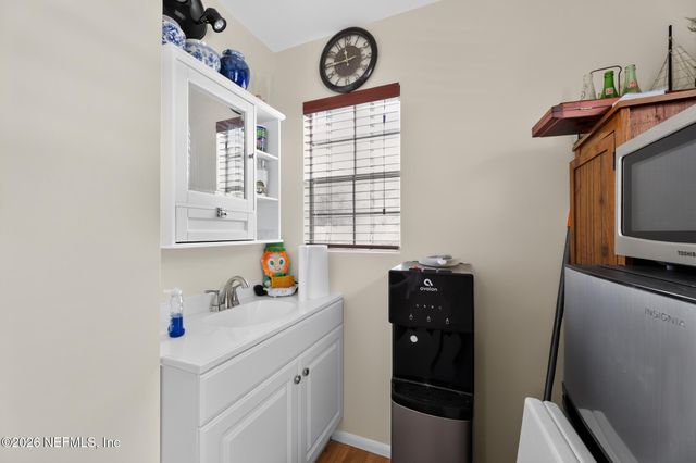 8435 BEAUTYBUSH Court, Jacksonville, FL 32244