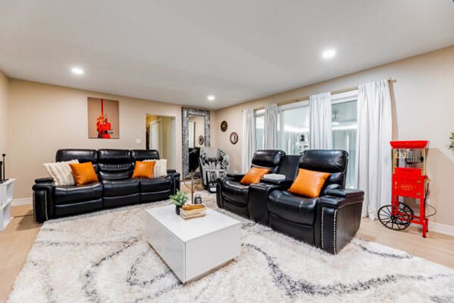 9205 Menard Avenue, Oak Lawn, IL 60453