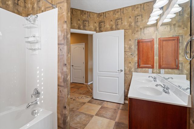 848 COTTONWOOD Circle, Bernalillo, NM 87004