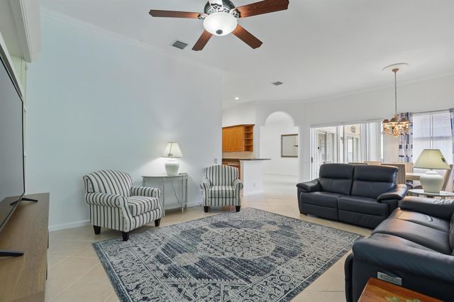 477 NW Blue Lake Drive, Port St Lucie, FL 34986