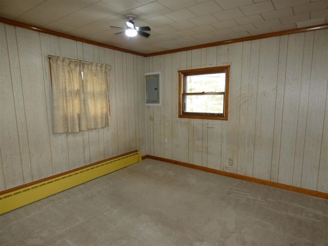 8376 E Baldwin Avenue, Watervliet, MI 49098