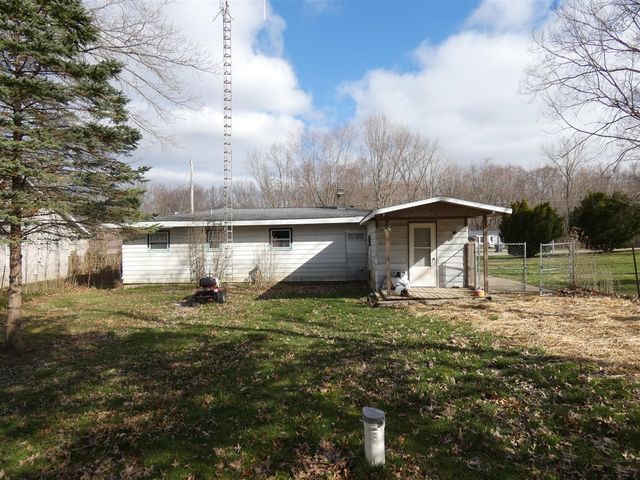 8376 E Baldwin Avenue, Watervliet, MI 49098